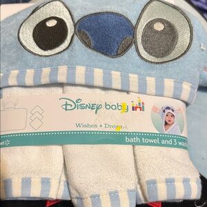 Disney Baby Blue and White Bath Towel Set